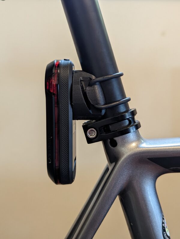 Low profile Garmin Varia mount